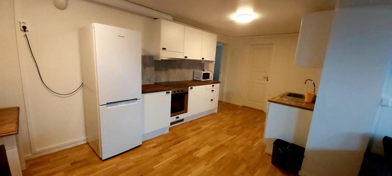 Aurora Rooms In Shared Apartment Nr2 We Are Doing Privet Northen Lights Trips, Reindeer Trip And Fjord Sommaroy Trip Tromsø Exterior foto